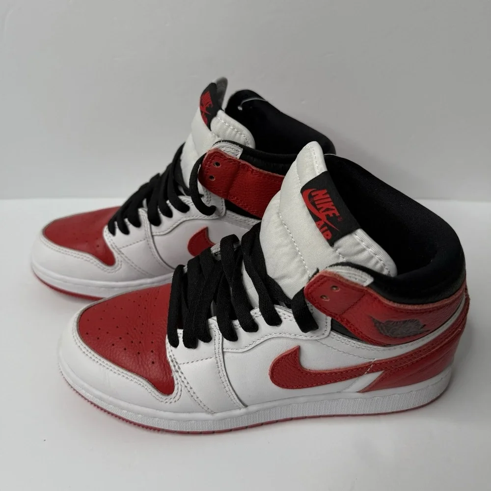 Nike Air Jordan 1‎ Retro High OG Heritage Red White 555088-161 Womens Sz 7 , 5Y